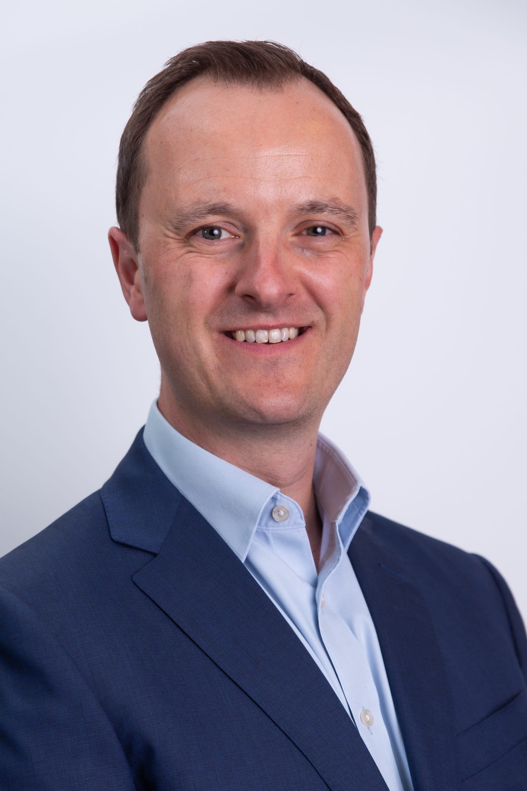 شركة أخيل للمعلومات المحدودة تعين مديراً مالياً جديداً