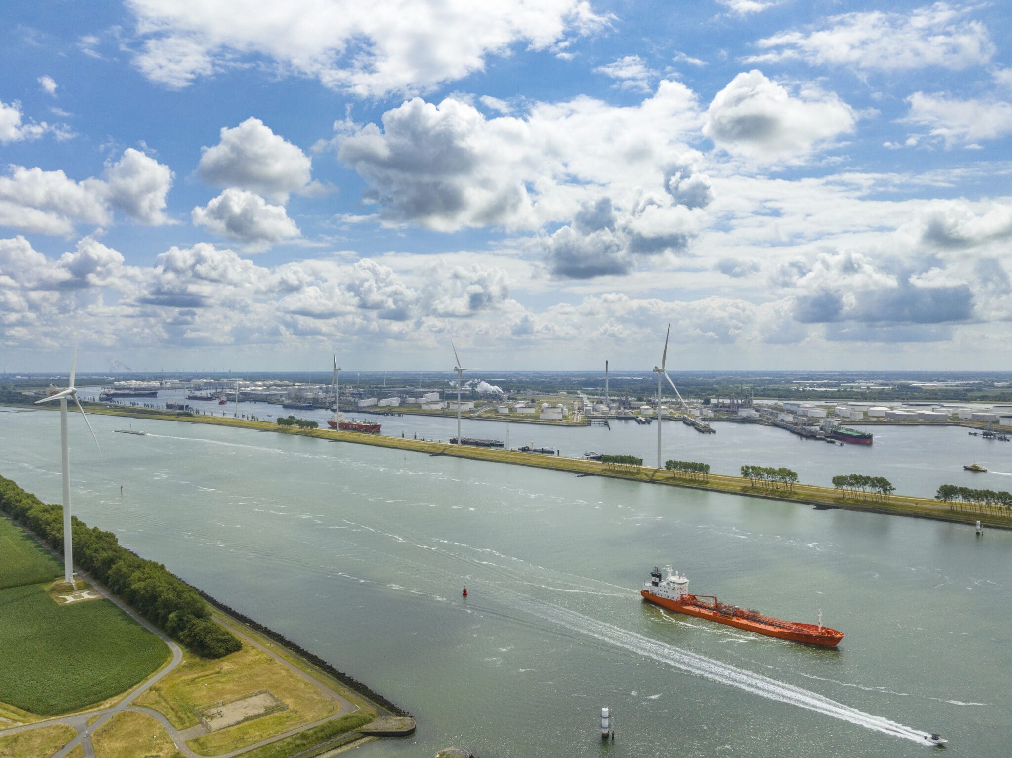 Shipping companies are increasingly developing ESG strategies and working proactively to address a wide set of sustainability risks and impacts including carbon reduction, environmental stewardship, marine protection, safety and security and human rights.