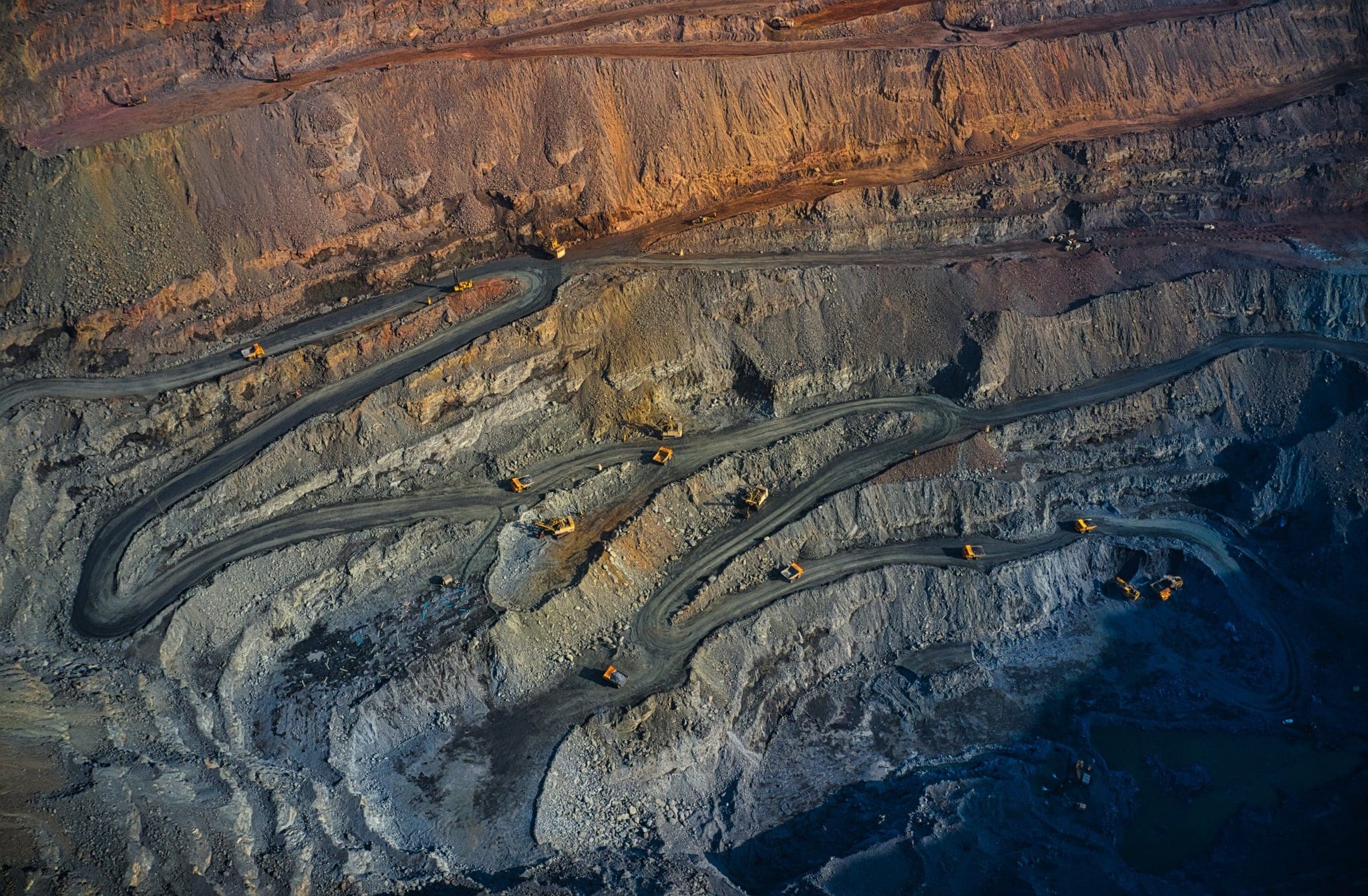 Southern Peaks Mining (SPM) e Achilles Colaboram em Práticas de Mineração Sustentável