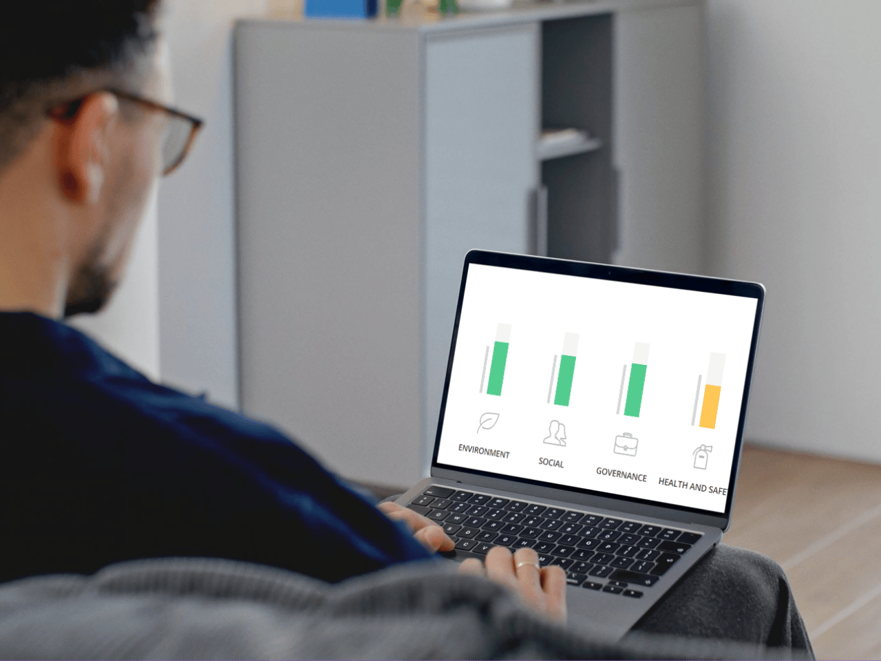 The Achilles platform that monitors and analyses global supply chains